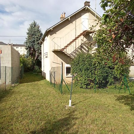 Charmante Maison Pres Du Centre Ville 阿姆博斯 外观 照片
