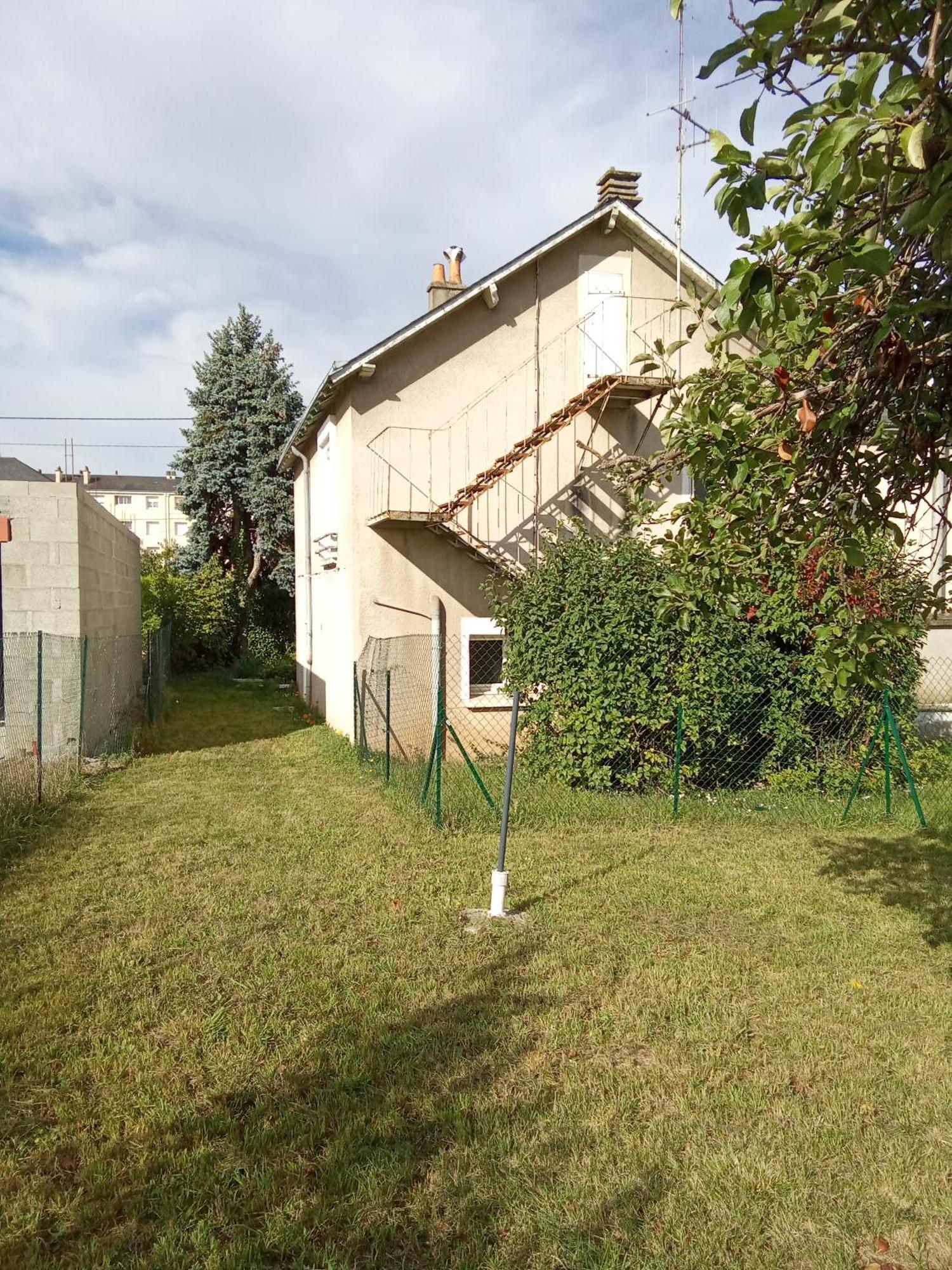Charmante Maison Pres Du Centre Ville 阿姆博斯 外观 照片